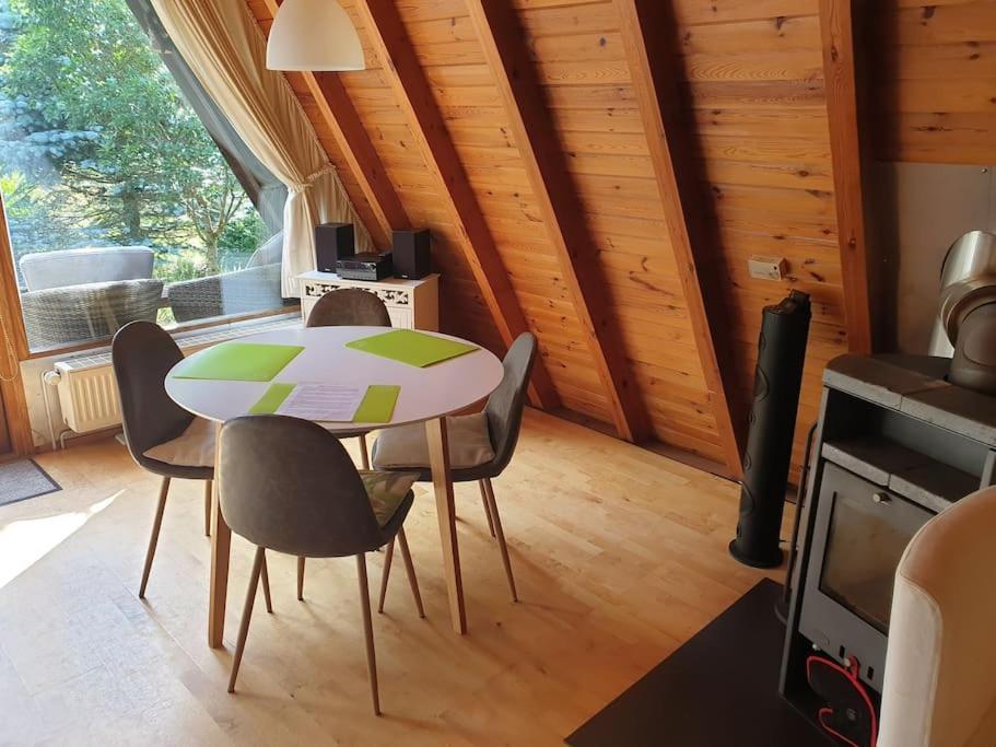 Nurdachhaus Mit Kaminofen Und Grossem Grundstueck Villa Fassberg Bagian luar foto